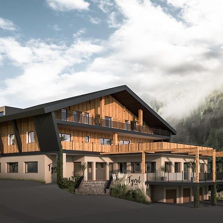 Tyrol Living & Cafe Lejlighed Nova Levante Eksteriør billede